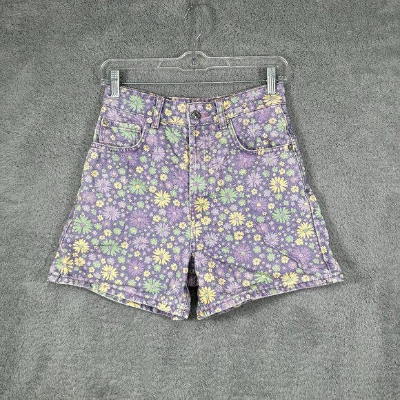 Zara Floral Straight Fit High Waisted Denim Shorts in Lilac size 4 - Picture 3 of 13